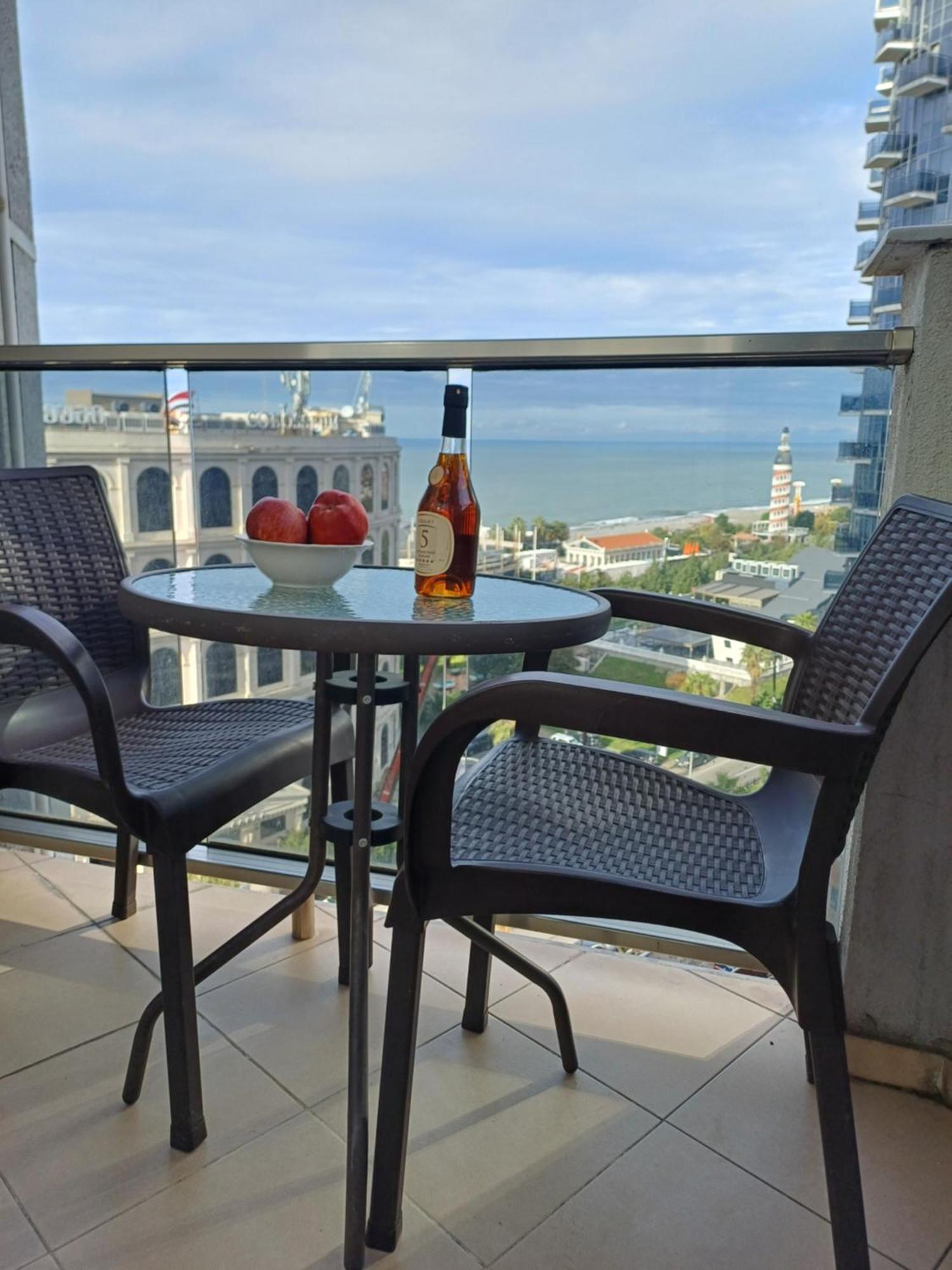 Orbi Sea Towers Batumi On Khimshiashvili 15 Exterior photo